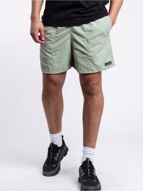 Patagonia Men's 5” Baggies Shorts in Light Green